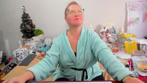 Snapshot of richlucky555 chatting on 01.09.26 Anna - not anna - right Anna online show from 01.09.26