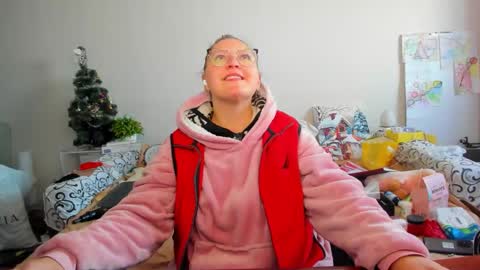 Snapshot of richlucky555 chatting on 01.19.26 Anna - not anna - right Anna online show from 01.19.26