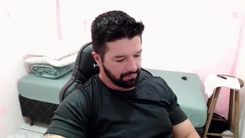 Snapshot of richrolland chatting on 01.30.25 Rickseduction online show from 01.30.25