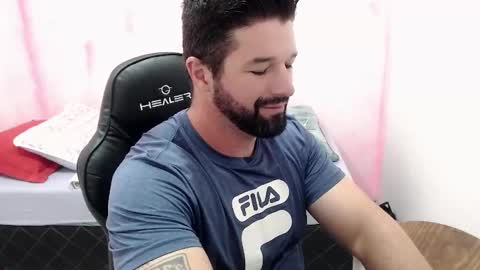 Snapshot of richrolland chatting on 02.05.25 Rickseduction online show from 02.05.25