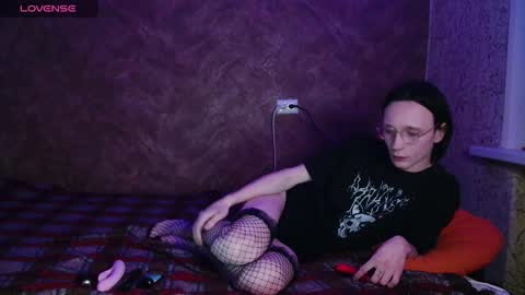 Snapshot of rick_boys chatting on 12.05.25 rick_boys online show from 12.05.25