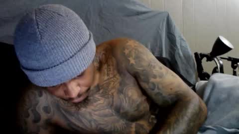 Snapshot of rickavelli chatting on 12.03.25 Rick online show from 12.03.25