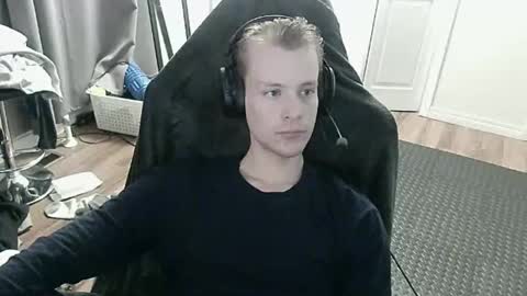 Snapshot of rickgosling chatting on 11.13.25 rickgosling online show from 11.13.25