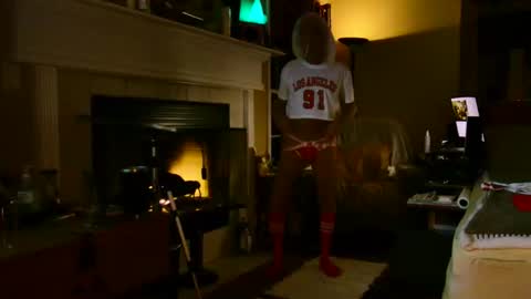 PINK HOLE TWINK online show from 12.03.25