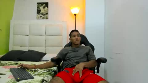 Snapshot of ricky_23cm_ chatting on 02.10.26 RICKY online show from 02.10.26