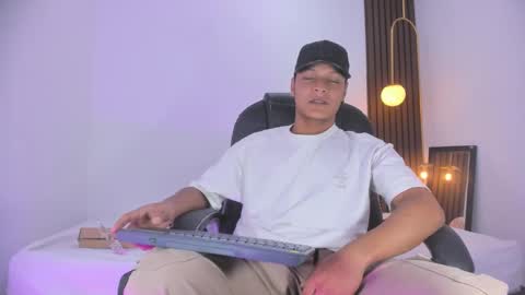 Ricky  online show from 01.17.25