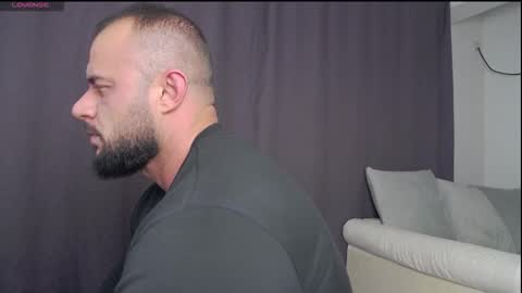 Snapshot of rickymiami1 chatting on 10.12.25 rickymiami1 online show from 10.12.25