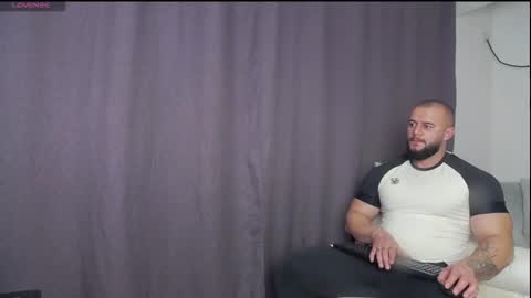 rickymiami1 online show from 11.28.25