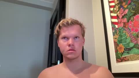 Snapshot of rico_self_facial chatting on 06.20.26 Rico online show from 06.20.26