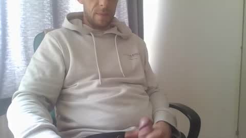 Snapshot of ricooo465 chatting on 02.14.26 ricooo465 online show from 02.14.26