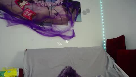 milena online show from 10.14.25