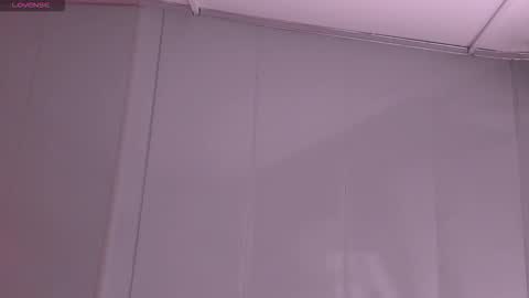 Snapshot of rihanna_hotx chatting on 09.11.25 Rihanna hotx online show from 09.11.25