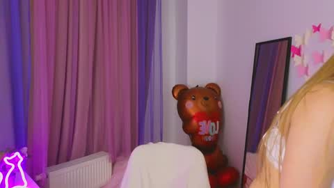 Rina online show from 04.21.26