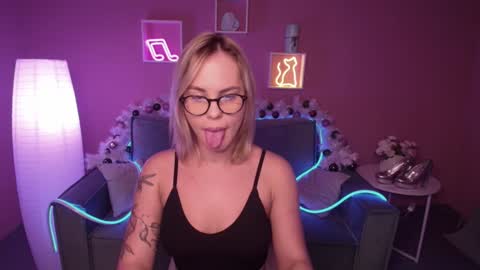 Rika online show from 12.21.24