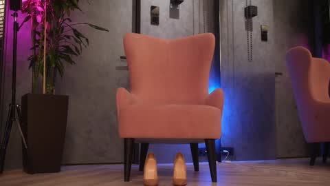    if you wanna buy smth stockingsph etc  custom videos or pics  online show from 12.23.24