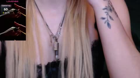 rileylannax online show from 04.04.26