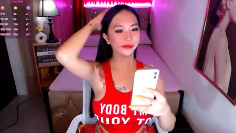 Snapshot of rileymillerx chatting on 12.03.24 Riley online show from 12.03.24
