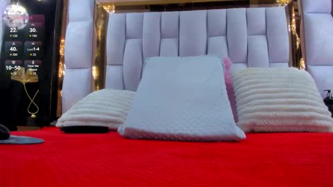 Riley online show from 11.21.25