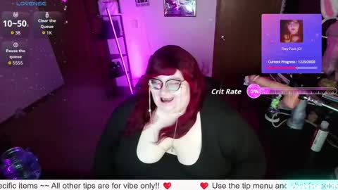 Snapshot of rileysynn chatting on 08.07.26 RileySynn online show from 08.07.26