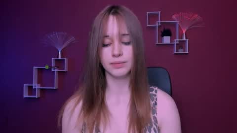 Snapshot of rina_gold_ chatting on 05.25.26 Rina online show from 05.25.26