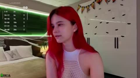 Snapshot of rina_red_ chatting on 10.16.25 Rina online show from 10.16.25