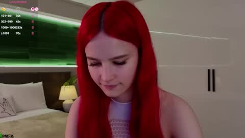 Snapshot of rina_red_ chatting on 11.15.25 Rina online show from 11.15.25