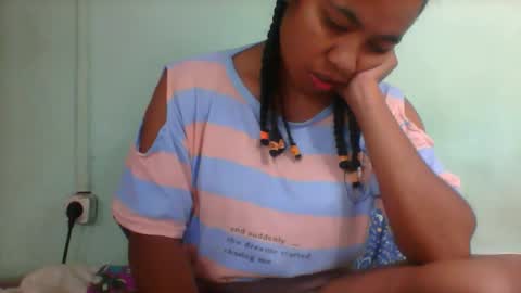 Snapshot of rinah856024 chatting on 12.20.25 rinah856024 online show from 12.20.25