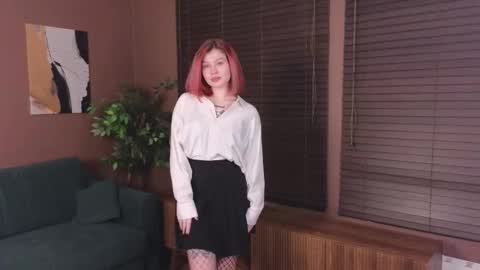 Snapshot of rinataven chatting on 11.11.25 Rina online show from 11.11.25