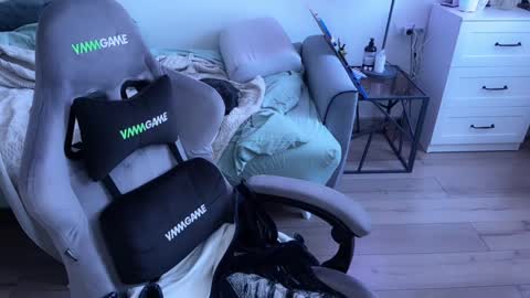 Snapshot of ripper_66 chatting on 02.07.25 DianaBrite fansl y online show from 02.07.25