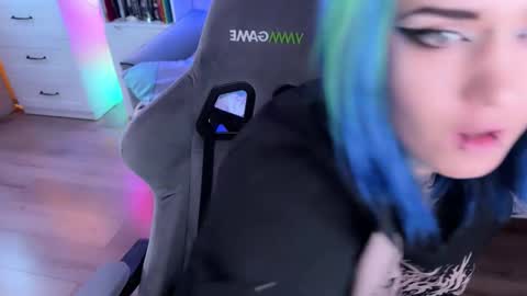 Snapshot of ripper_66 chatting on 09.29.25 DianaBrite fansl y online show from 09.29.25