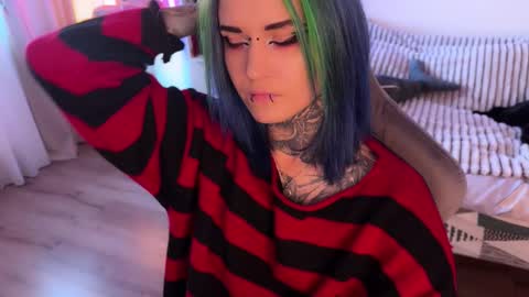 Snapshot of ripper_66 chatting on 10.03.25 DianaBrite fansl y online show from 10.03.25