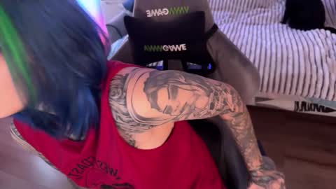 Snapshot of ripper_66 chatting on 10.21.25 DianaBrite fansl y online show from 10.21.25