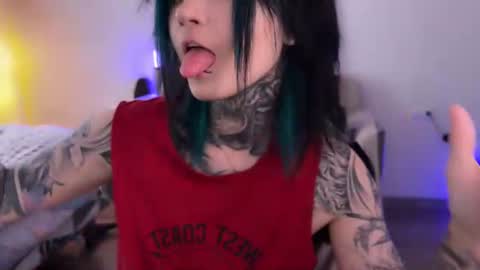  DianaBrite            fansl y online show from 06.25.26
