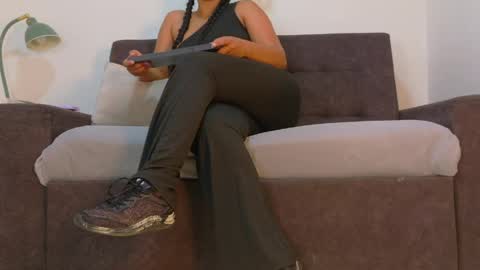 Snapshot of ririibrunette__ chatting on 06.05.26 RIRI online show from 06.05.26