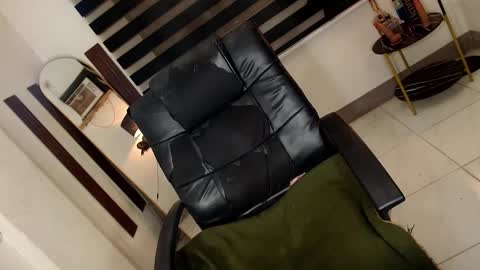 riri online show from 02.26.25