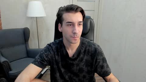 Snapshot of rishu_ chatting on 01.14.25 VAnitas online show from 01.14.25