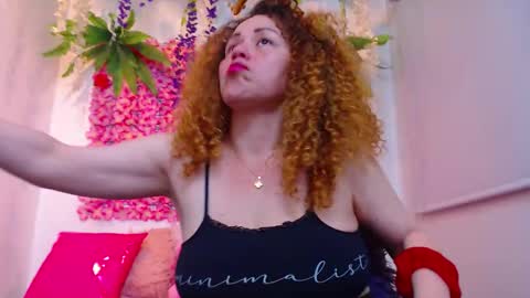 Risitos De Oro online show from 12.16.25