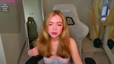 Snapshot of rita__shy chatting on 06.30.26 Rita online show from 06.30.26