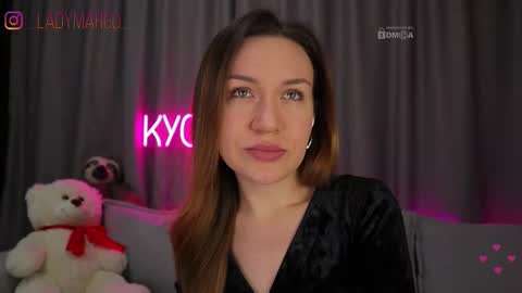 Snapshot of ritakycb chatting on 11.08.25 Rita online show from 11.08.25