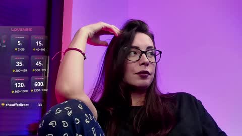 Snapshot of ritasunset chatting on 01.11.25 Miss Rita online show from 01.11.25