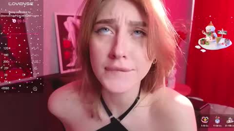 Snapshot of river_flowerr chatting on 10.17.25 Miley  online show from 10.17.25