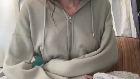 Snapshot of rizzyy333 chatting on 10.01.25 rizzyy333 online show from 10.01.25