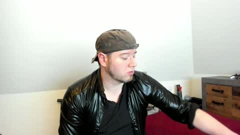 Snapshot of rlplover9 chatting on 12.29.24 rlplover9 online show from 12.29.24