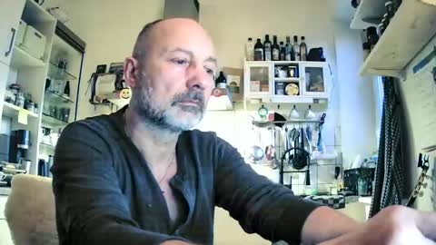 Snapshot of roadrunnerger chatting on 02.18.25 roadrunnerger online show from 02.18.25