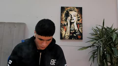 Roan Birkin online show from 05.09.26