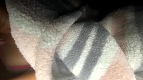 roarmance1 online show from 11.12.25