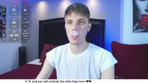 Snapshot of robbinblaze chatting on 10.05.25 Robbin online show from 10.05.25