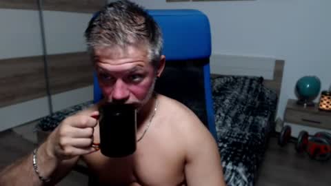 Snapshot of robbyshawz chatting on 07.15.26 robbyshawz online show from 07.15.26