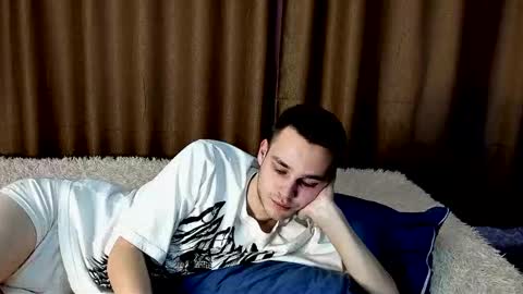 robert10211 online show from 02.20.26