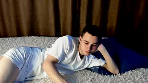 robert10211 online show from 03.02.26